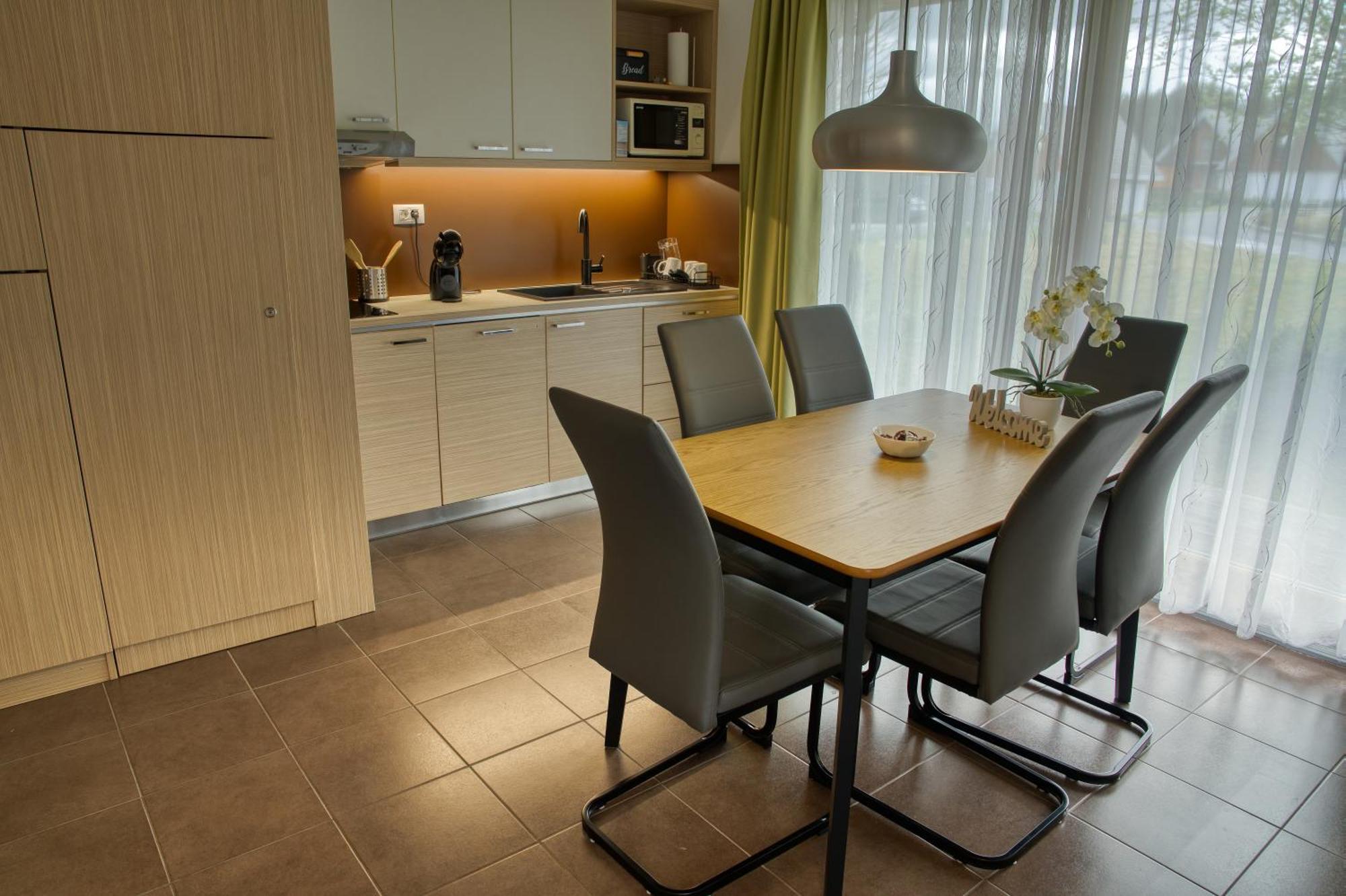 Apartma Pikabooth *